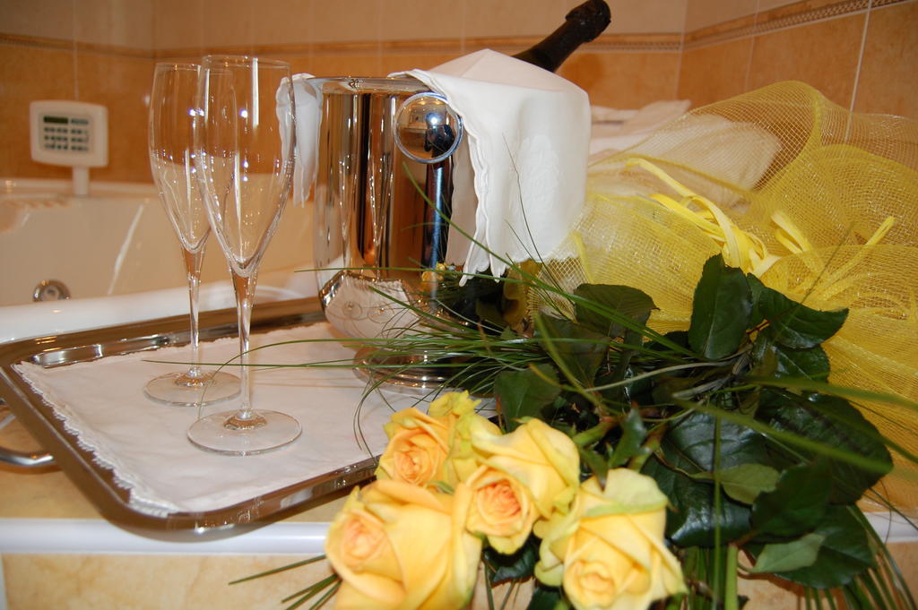 Hotel Motel Gold Calcinate Exterior foto