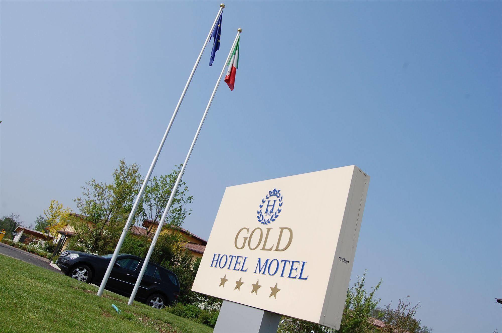 Hotel Motel Gold Calcinate Exterior foto